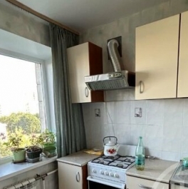 Продажа 2-комн квартиры на вторичном рынке Кораблестроителей ул,  д. 19,  к. 1