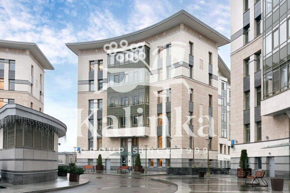 Продажа 2-комн квартиры на вторичном рынке Петровский проспект, 2с2