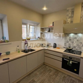 Продажа 5-комн квартиры на вторичном рынке Беговая улица