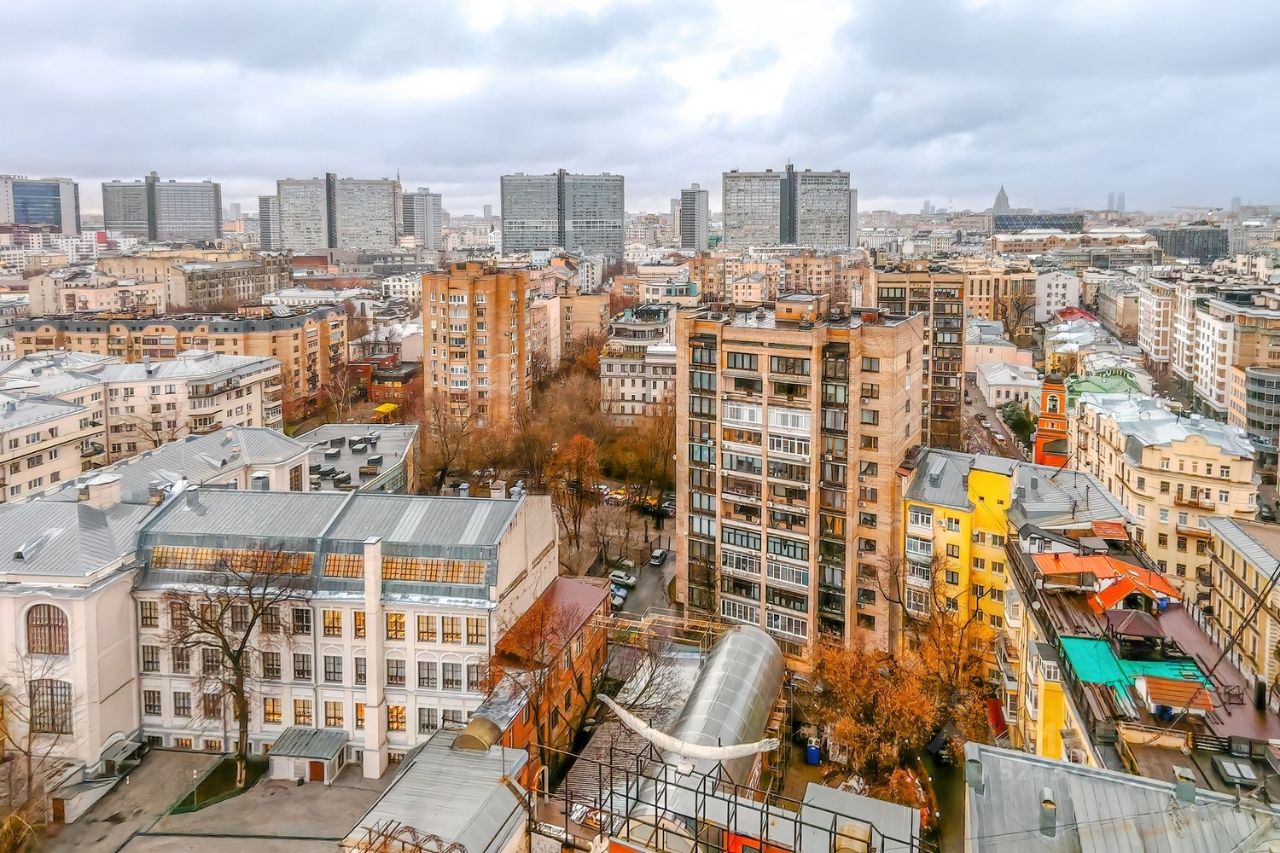 Продажа 3-комн квартиры на вторичном рынке Большой Афанасьевский переулок, 11-13