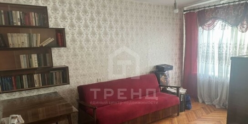 2-комн квартира ул Чекистов,  д. 38