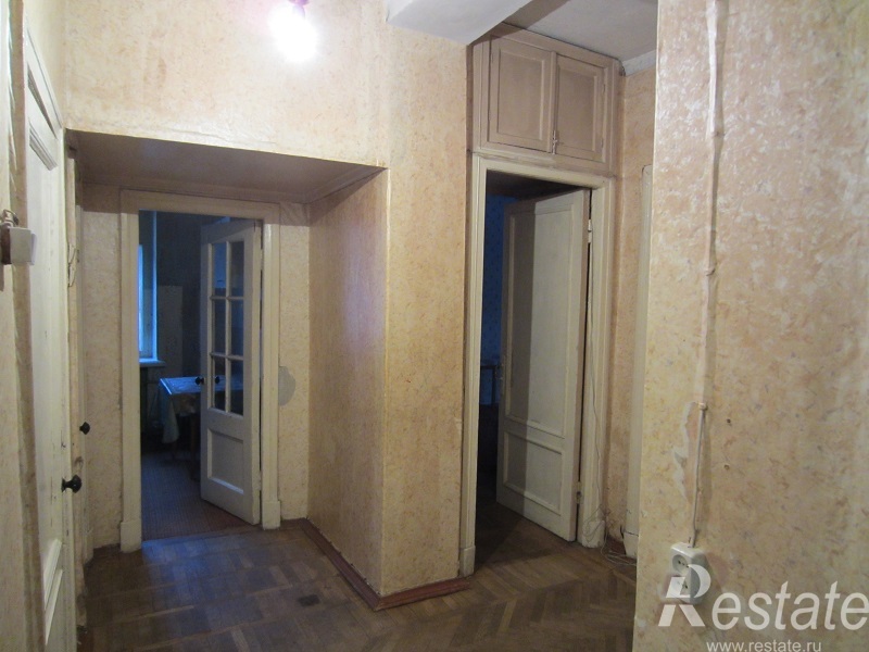 Продажа 2-комн квартиры на вторичном рынке Сестрорецкая ул ,  д. 3