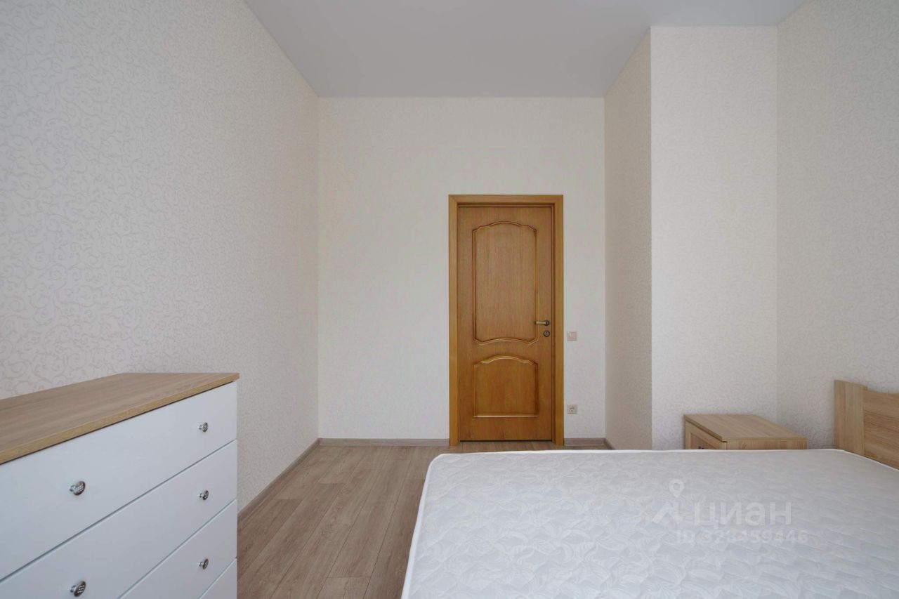 Аренда 3-комн квартиры на вторичном рынке Невский проспект, 141