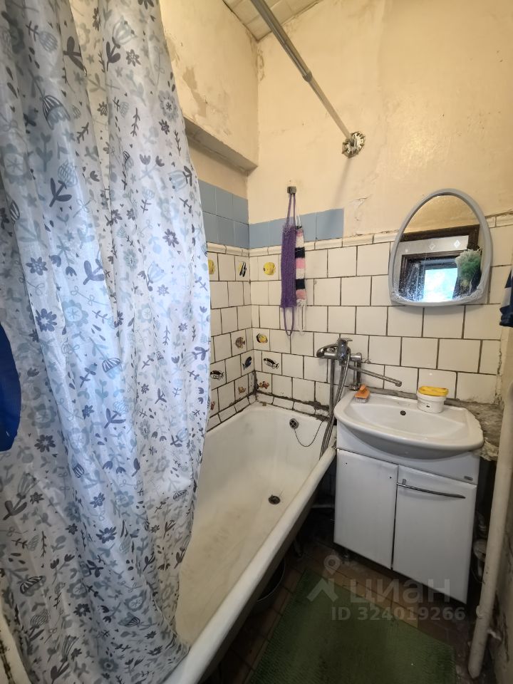 Продажа 3-комн квартиры на вторичном рынке Яснополянская улица, 3К2