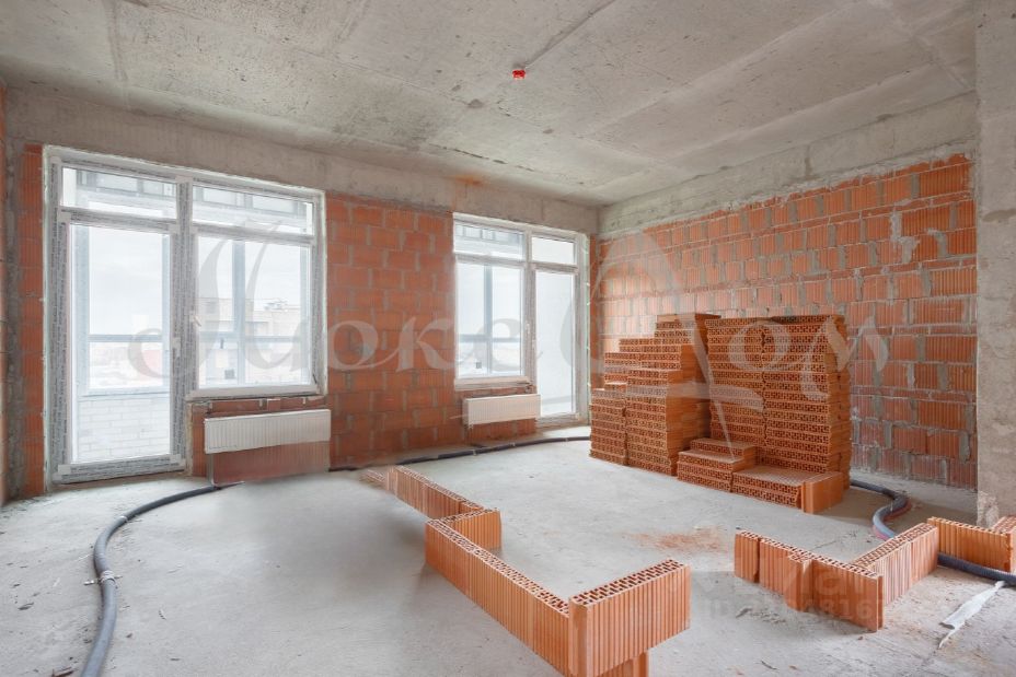 Продажа 4-комн квартиры на вторичном рынке Мантулинская улица, 9к5