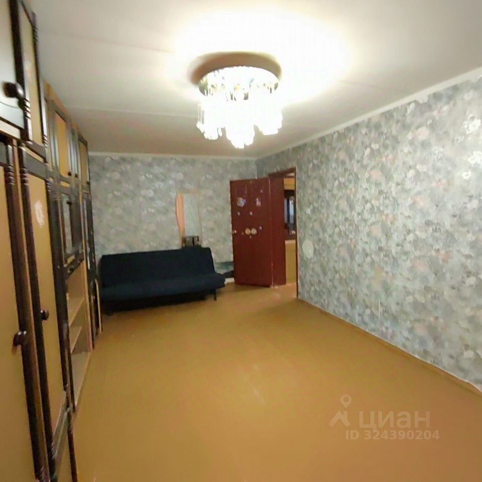 Продажа 2-комн квартиры на вторичном рынке пос. Гжельского кирпичного завода, 20