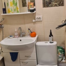 Продажа 2-комн квартиры на вторичном рынке улица Шаболовка,  д. 59 к2