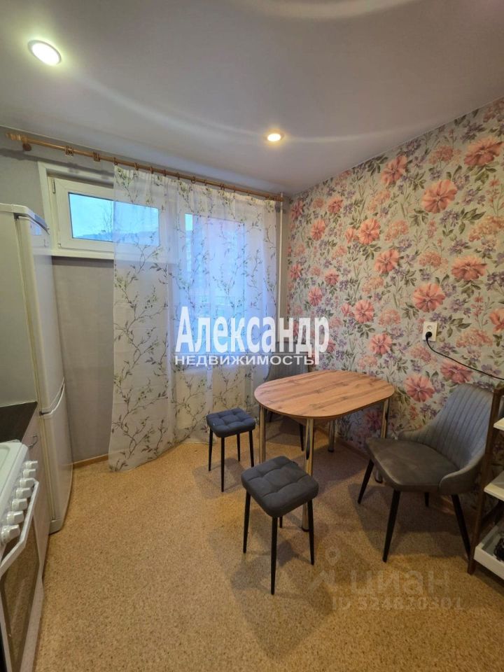 Аренда 2-комн квартиры на вторичном рынке Яхтенная улица, 2К1