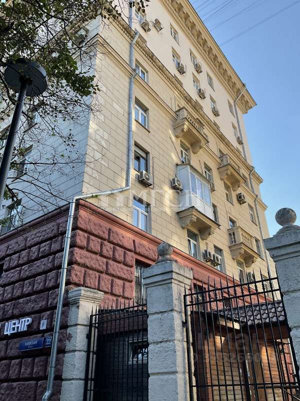 Продажа 3-комн квартиры на вторичном рынке Киевская улица, 22