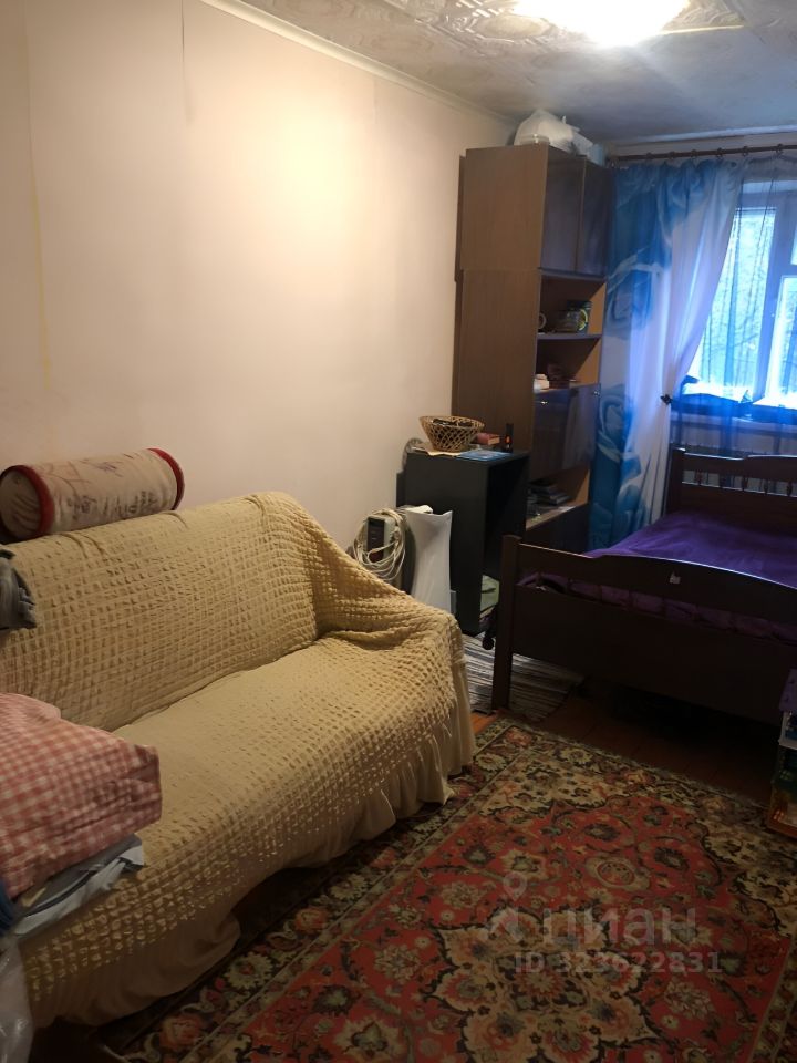 Продажа 3-комн квартиры на вторичном рынке с. Тропарево, улица Школьная, 6