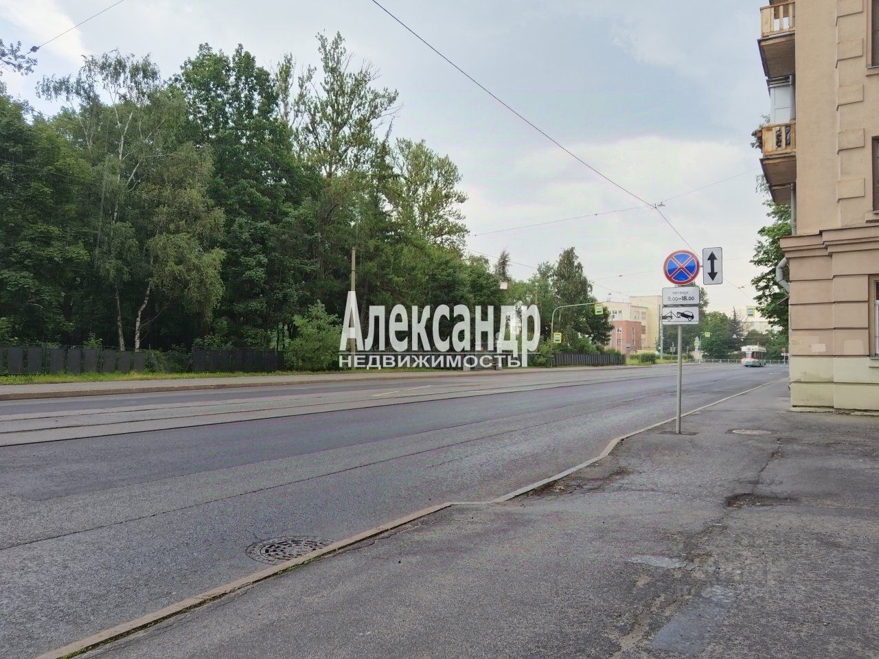 Продажа 3-комн квартиры на вторичном рынке Мгинская улица, 7