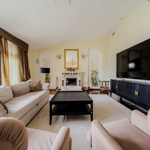 5-комн квартира Реки Фонтанки наб., 25