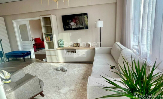 Продажа 2-комн квартиры на вторичном рынке ул Куусинена,  д. 7,  к. 1