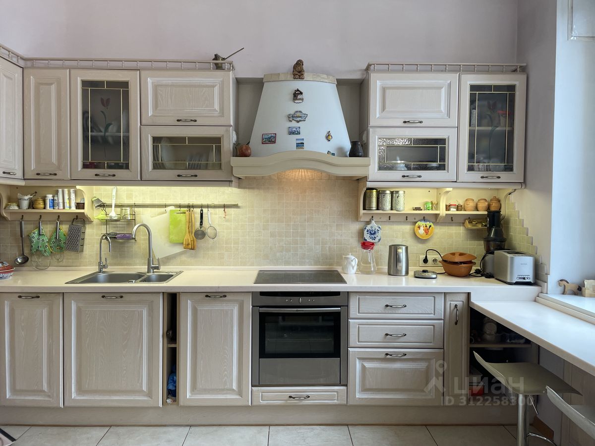 Продажа 3-комн квартиры на вторичном рынке Лодочная улица, 9К1