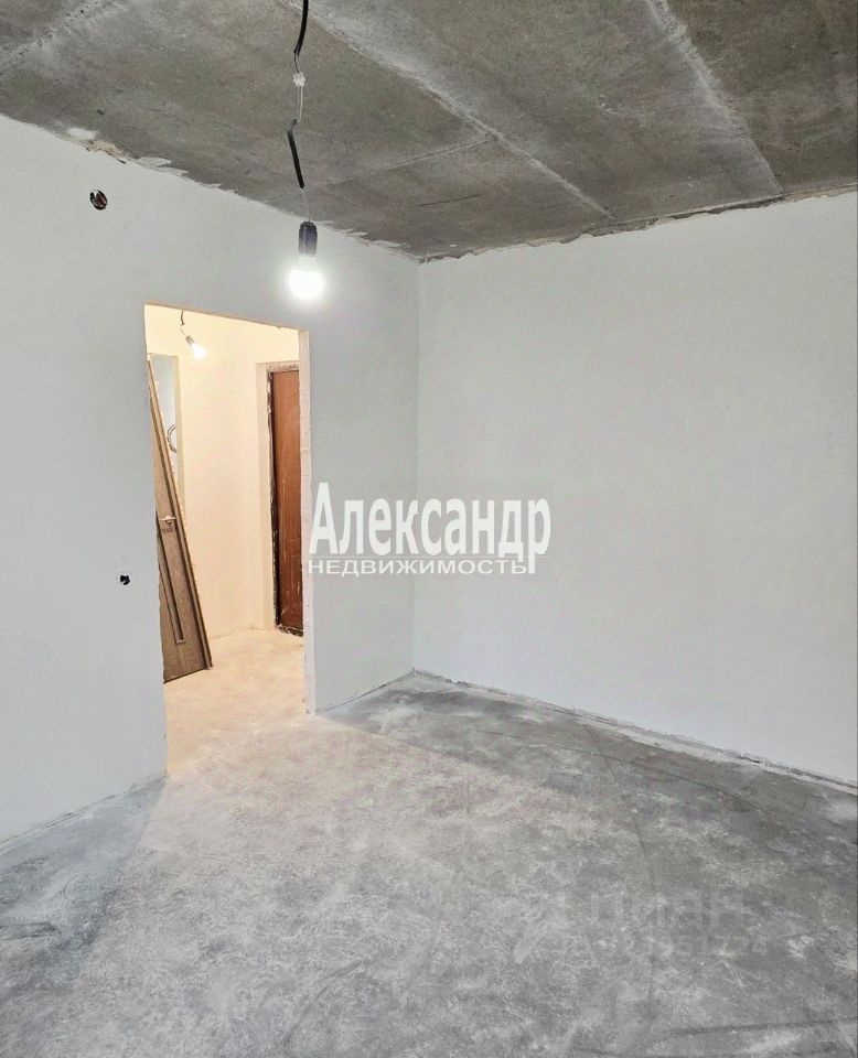 Продажа 1-комн квартиры на вторичном рынке пос. Шушары, Ленсоветовский тер., 23