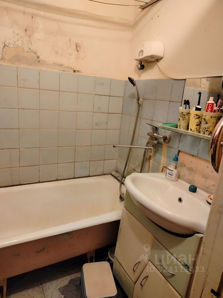 Продажа 2-комн квартиры на вторичном рынке Химки, Куркинское шоссе, 7