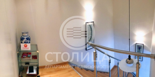 3-комн квартира Загорского проезд, 7к1