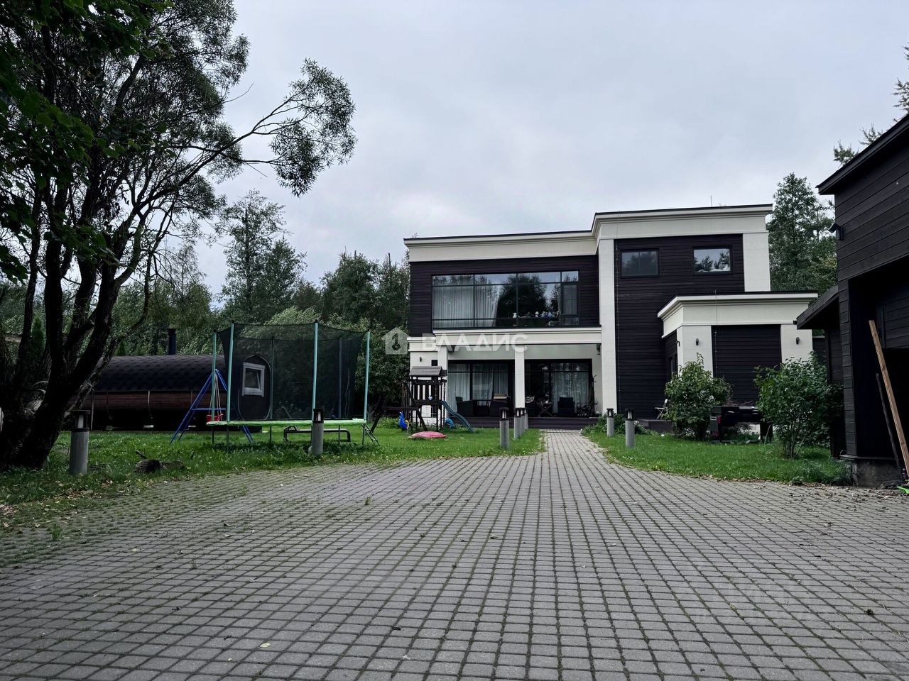 Продажа дома Соловьиная улица, 13к2