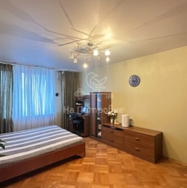 Продажа 3-комн квартиры на вторичном рынке Новинский б-р,  д. 15