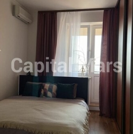 Аренда 2-комн квартиры на вторичном рынке улица Павла Андреева,  д. 4