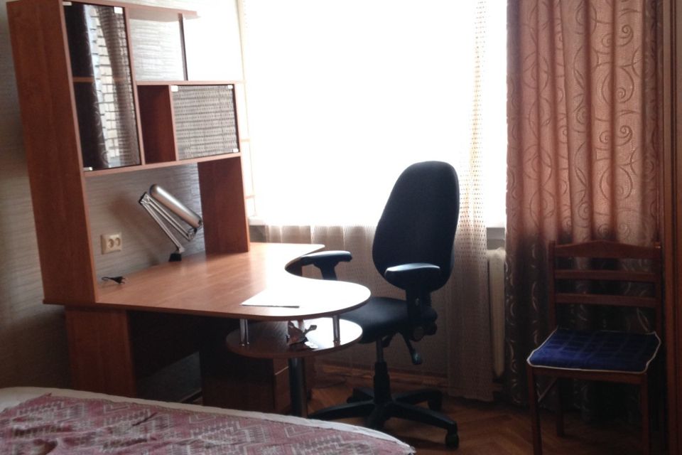 Продать Комнаты в квартирах улица Коллонтай, 25к2   