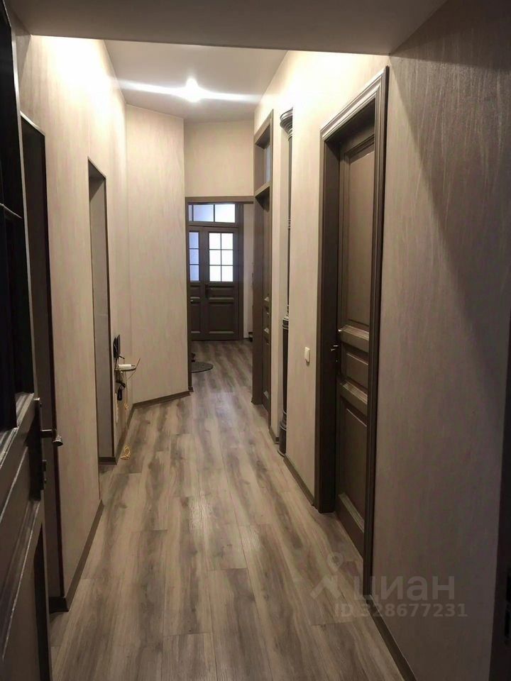 Продажа 4-комн квартиры на вторичном рынке Серпуховская улица, 48