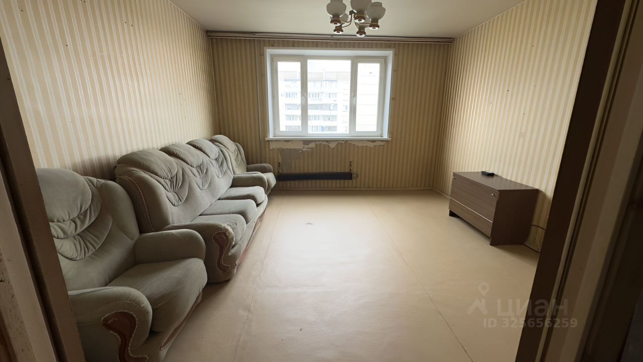 Продажа 3-комн квартиры на вторичном рынке Королев, проспект Космонавтов, 17