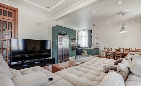 Продажа 5-комн квартиры на вторичном рынке ул Мясницкая,  д. 21/8,  к. 8