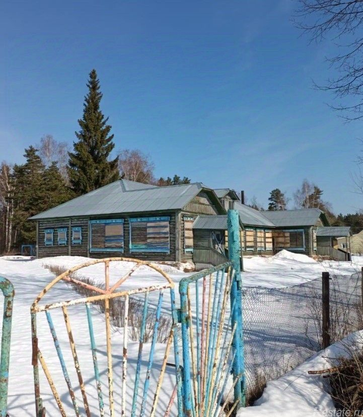 Продажа отдельного здания Верейка, ул 8 Марта,  д. 18