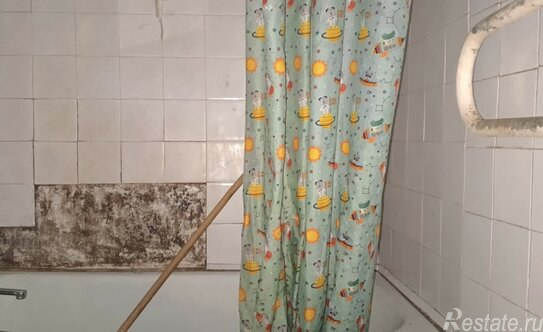 Продажа 2-комн квартиры на вторичном рынке Енисейская улица,  д. 13 к2