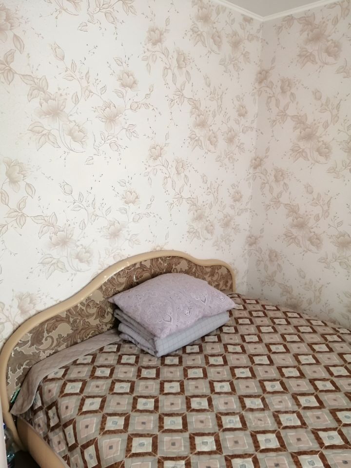 Продажа 4-комн квартиры на вторичном рынке д. Торошковичи, улица Новая, 3