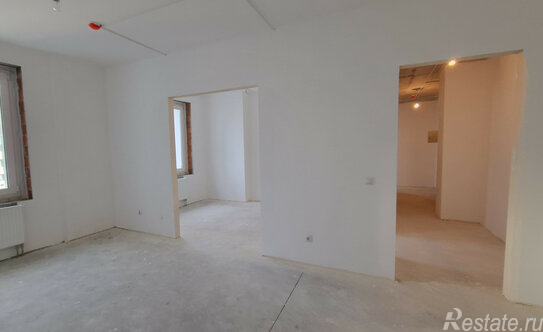 Продажа 3-комн квартиры на вторичном рынке ул Кустодиева,  д. 7,  к. 1