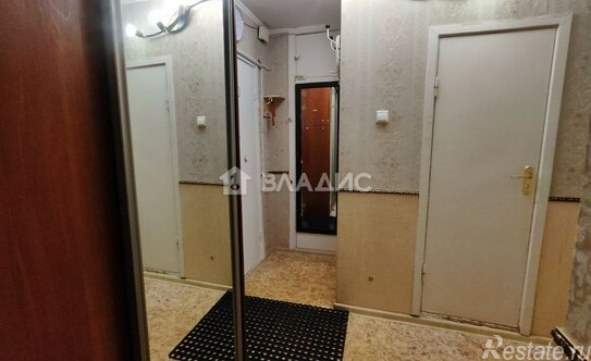 Продажа 2-комн квартиры на вторичном рынке Загребский бульвар,  д. 35/28 литА