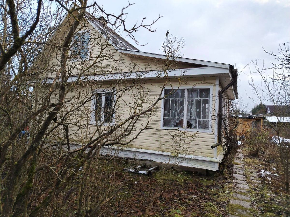 Продажа дома Восход садоводческий массив, Кировец-3/5 СНТ, улица Мичуринская, 3