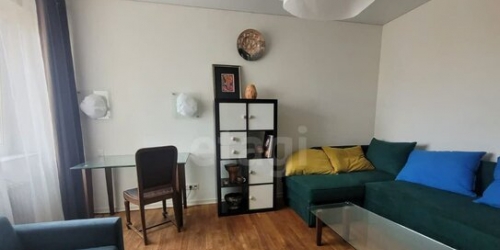 2-комн квартира ул Оптиков,  д. 49,  к. 2