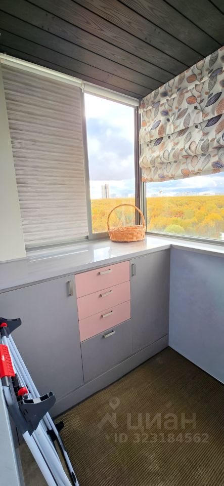 Продажа 2-комн квартиры на вторичном рынке улица Лобачевского, 6