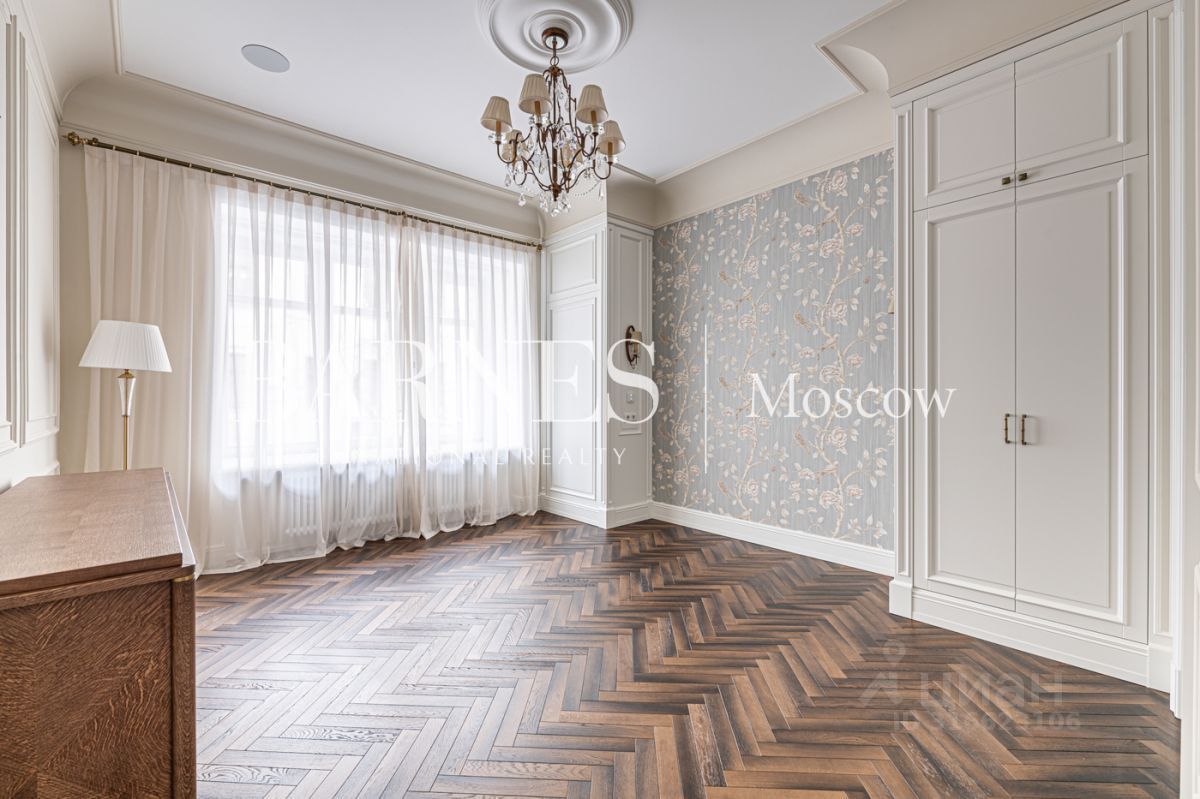 Аренда 3-комн квартиры на вторичном рынке Трехпрудный переулок, 11/13С1