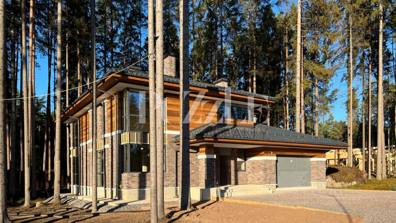 Продажа дома Рощино пгт, улица Асташева, 16