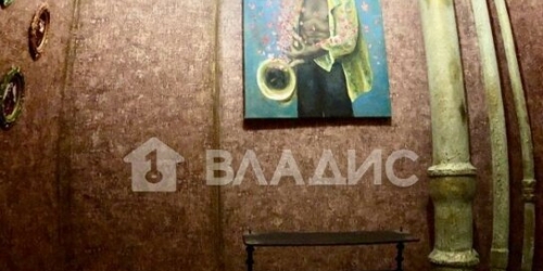 4-комн квартира Полтавская ул,  д. 14
