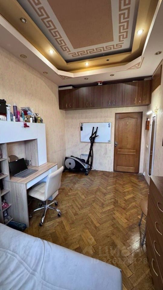 Продажа 3-комн квартиры на вторичном рынке Лесной проспект, 32