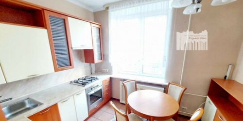 2-комн квартира улица Академика Комарова,  д. 18