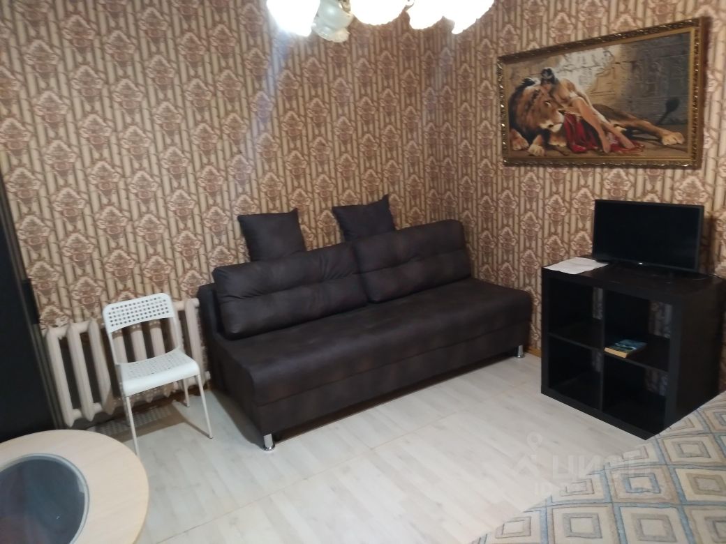 Аренда 2-комн квартиры на вторичном рынке улица Литераторов, 17Б