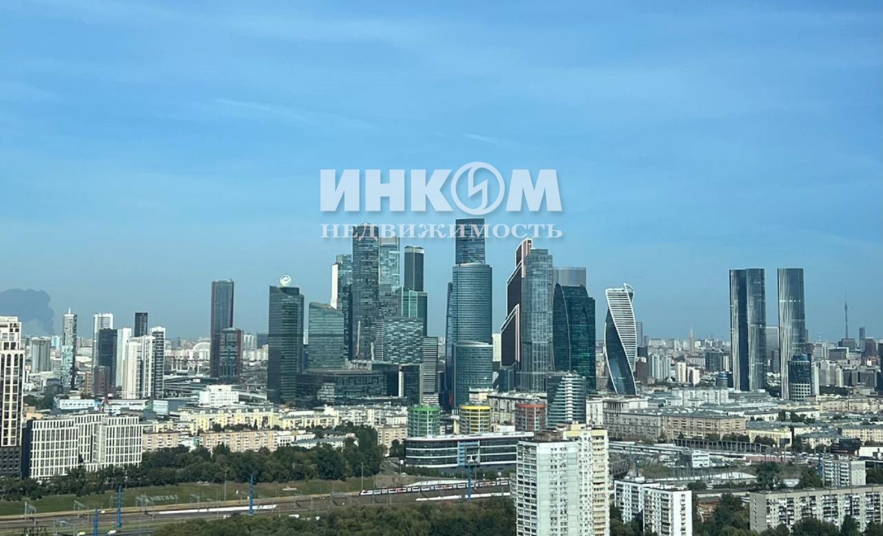 Продажа 4-комн квартиры на вторичном рынке Мосфильмовская улица, 8с1