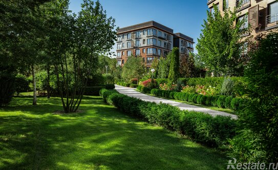 Продажа 2-комн квартиры на вторичном рынке Луговая улица,  д. 20В к2