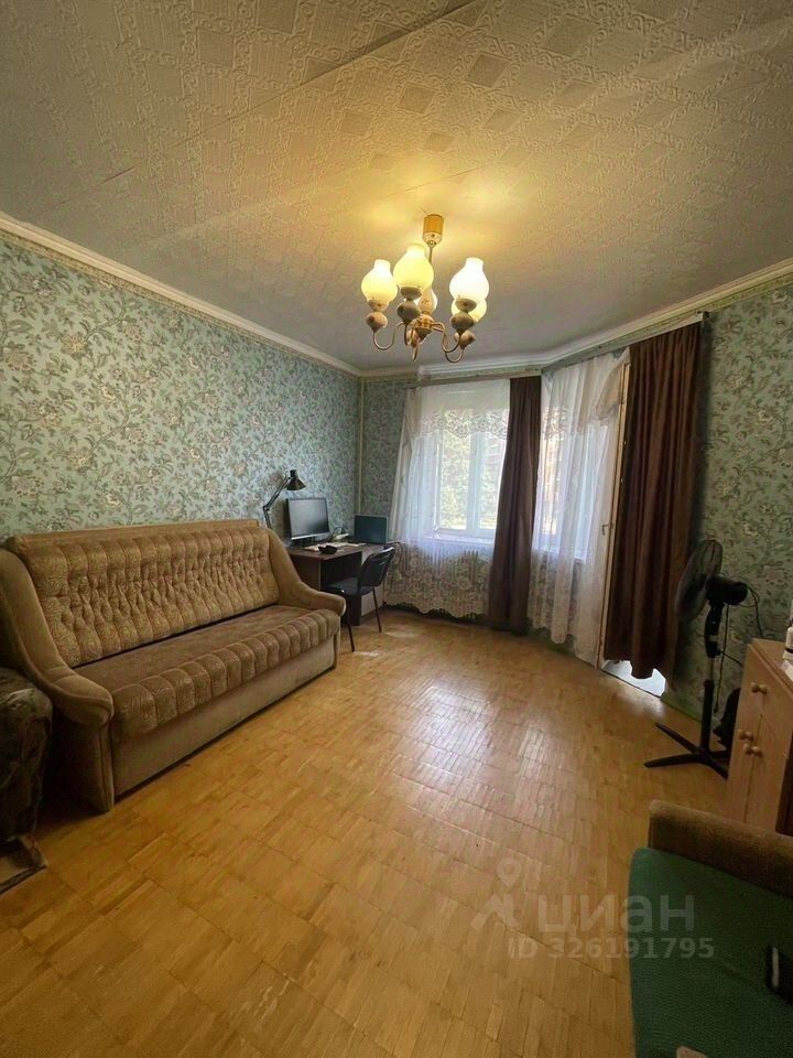 Продажа 1-комн квартиры на вторичном рынке Сосновый Бор, Солнечная улица, 23А