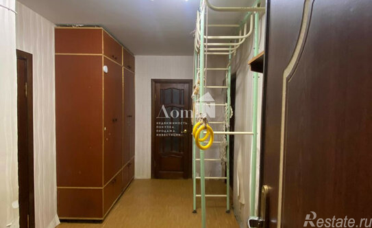 Продажа 3-комн квартиры на вторичном рынке проспект Королёва,  д. 48 к3