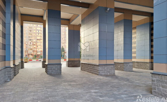 Продажа 3-комн квартиры на вторичном рынке Коломяжский пр-кт,  д. 11 с1