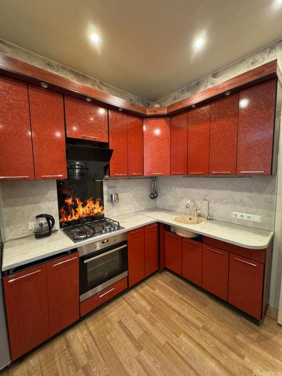 Продажа 3-комн квартиры на вторичном рынке Санкт-Петербург, ул. Графова,  д. 2