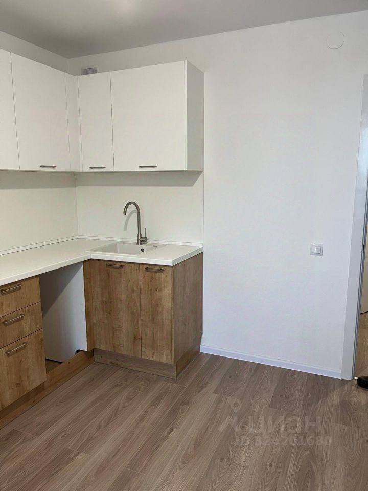 Аренда 1-комн квартиры на вторичном рынке Колпино, улица Севастьянова, 32к2