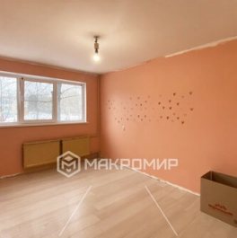 Продажа 4-комн квартиры на вторичном рынке ул Генерала Симоняка,  д. 7